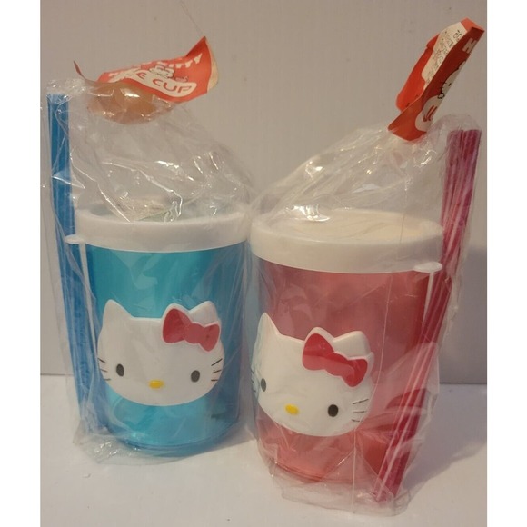 Vintage 1983 Sanrio Hello Kitty Juice Cups Pink & Blue, New (Set of 2) - Picture 1 of 7